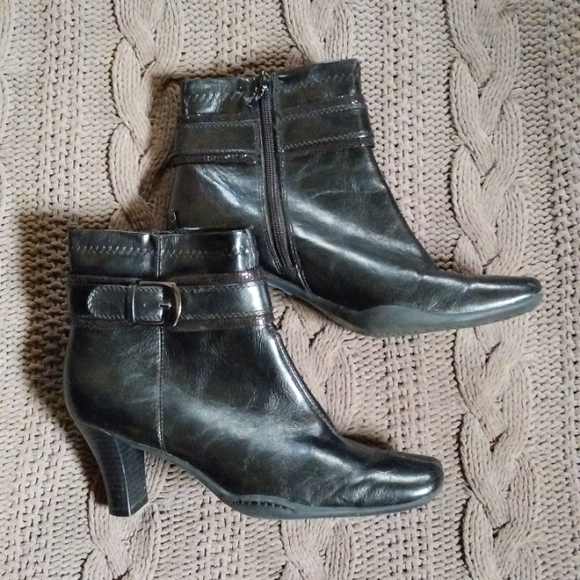 A2 By Aerosoles Shoes - A2 black heeled boots